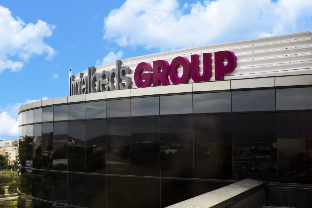 Atlas, El booking engine Hotelbeds encuentra en Mind el socio para su reporting